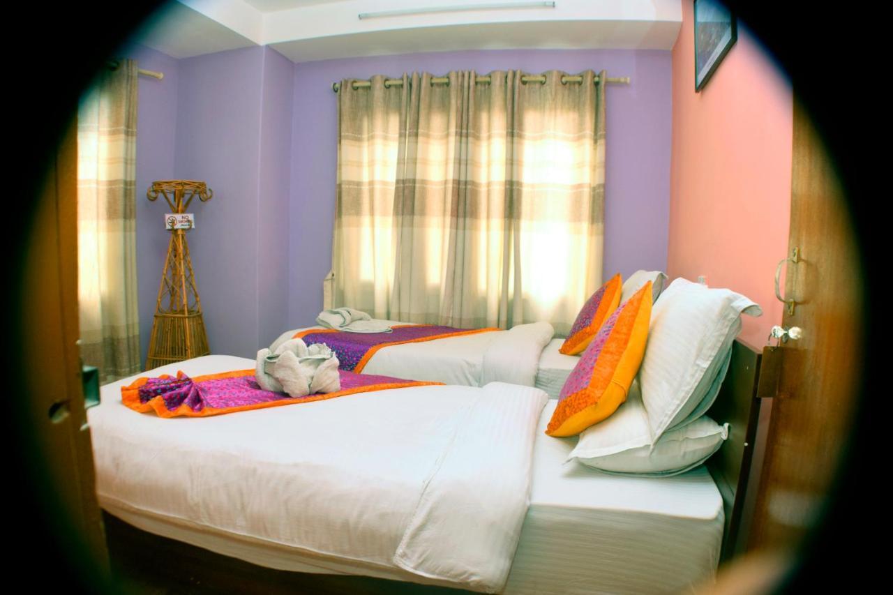 Hotel Rising Home Katmandu Dış mekan fotoğraf