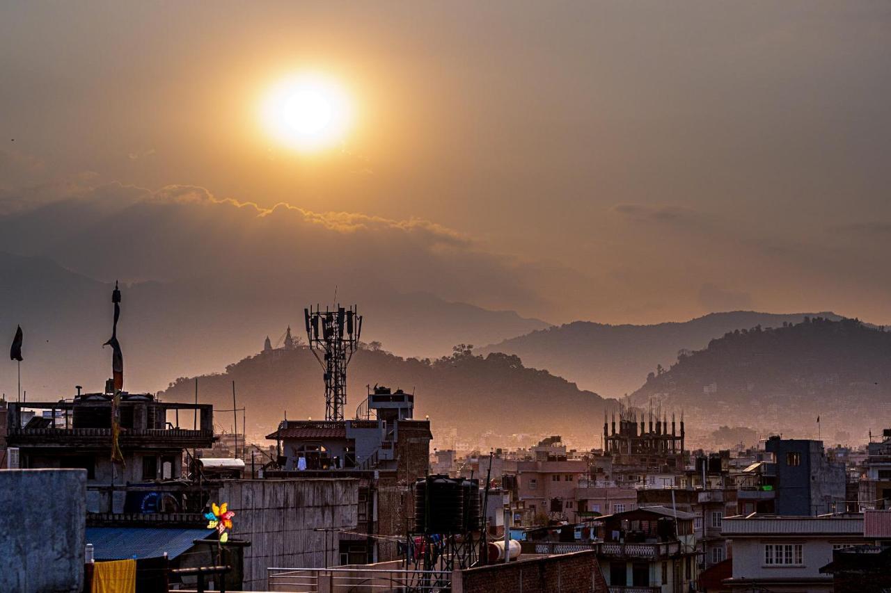 Hotel Rising Home Katmandu Dış mekan fotoğraf